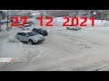 Аварии и ДТП     27 12  21  (  Декабрь 2021 )