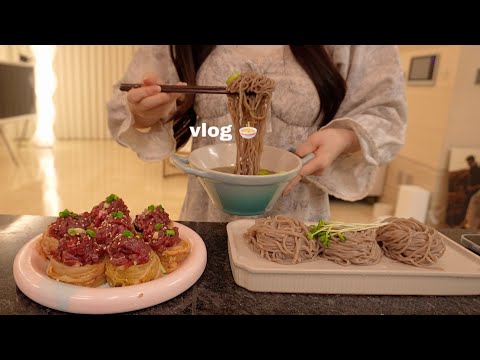 vlog | 해외에서 집 구하고 🛋️ 이케아에서 살림 장만하는 신혼부부 일상 💭 오이소박이 담그고 칼국수, 묵은지 육회말이, 과일 양갱, 실비김치볶음밥