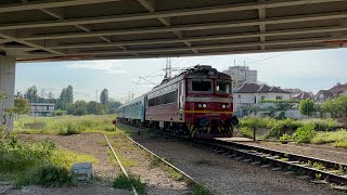 БВ4632 с 44121 пристига на гара Казанлък