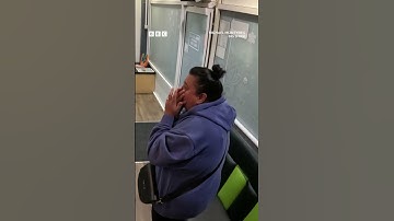 Michael McIntyre surprises fans at local takeaway!