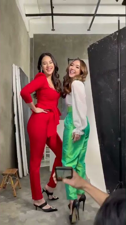 body sexy Gisel vs Anya geraldine #24