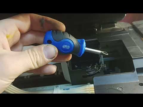 Засохла Печатающая голова Epson L355. Снятие Головы и розмачивание. Как это делать? Ничего лишнего.