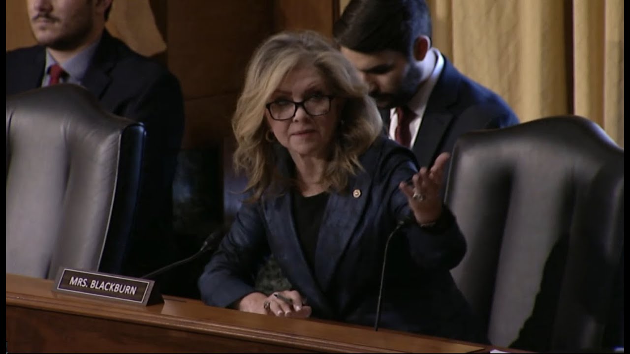 Senator Blackburn Presses Becerra Over Losing Migrant Children Coming Into The U.S.