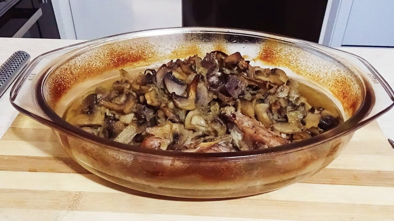 Свински котлети с гъби в йенска тенджера