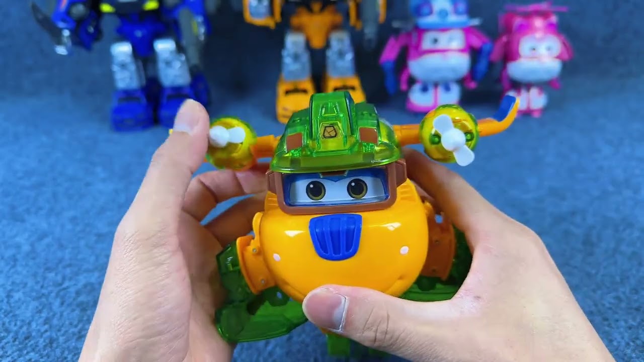 This toy is so fun! The cool Super Wings toy, a magnetic transforming car robot