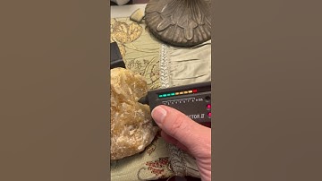 Testing Gemstone with Diamond Selector II #diamondtester #quartz #diamonds #crystal #crystals