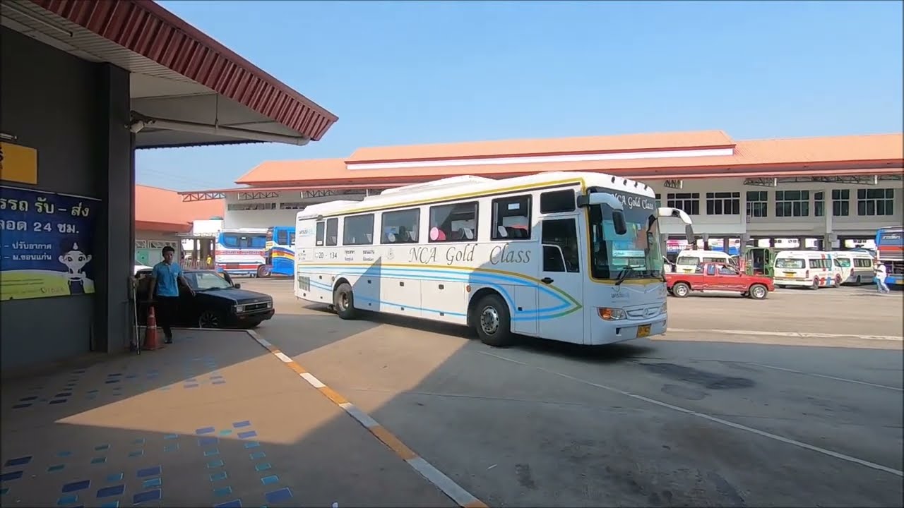 บรรยากาศสถานีขนส่งผู้โดยสารจังหวัดขอนแก่น แห่งที่ 3 เมื่อ 2 ปีก่อนครับ