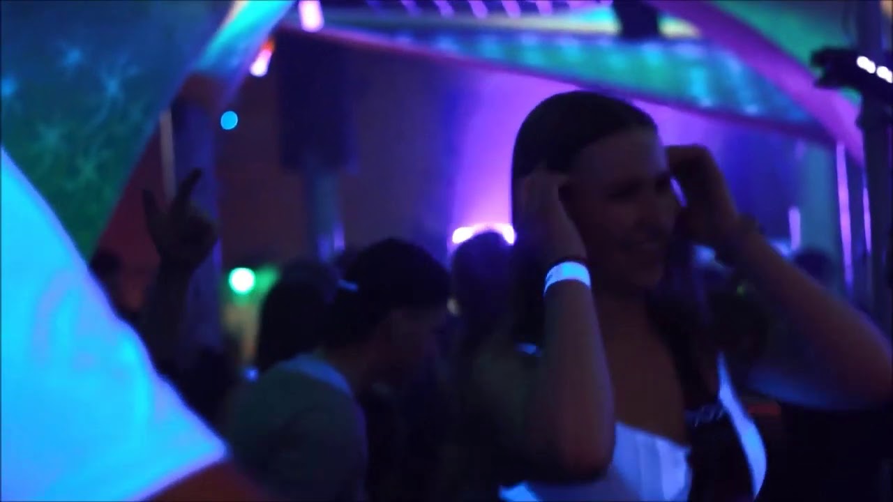 Alienatic Unite Mix, visuals by Andrew Parker - YouTube