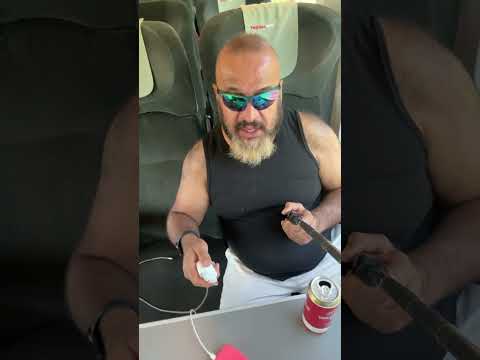 مصطفى الحجي في القطار السريع متجه نحو العاصمة فيينا النمسا