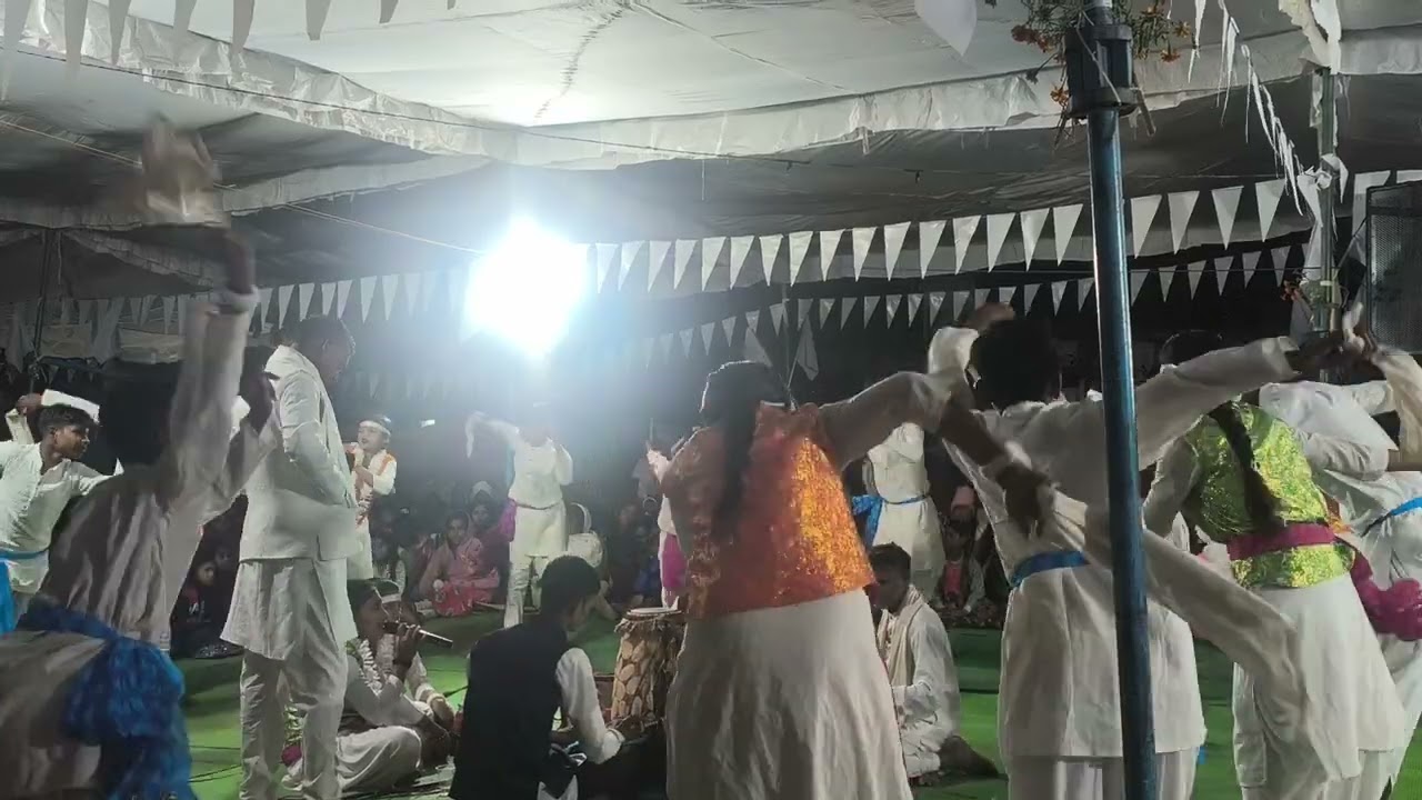 सत गंगा के धार पंथी पार्टी ग्राम फरी जिला बेमेतरा कार्यक्रम हेतु संपर्क करे 9977100688 बसंत डेहरे