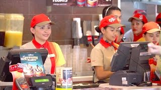 Meet Jollibees Edcell Ched and see her transform!