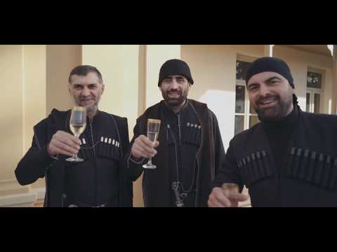 კირიალესა   kirialesa