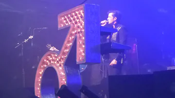 New Killers  cover "American Slang" @ Terminal 5 NYC 9-22-17