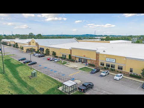 90 Volunteer Dr, Hendersonville, TN home video tour