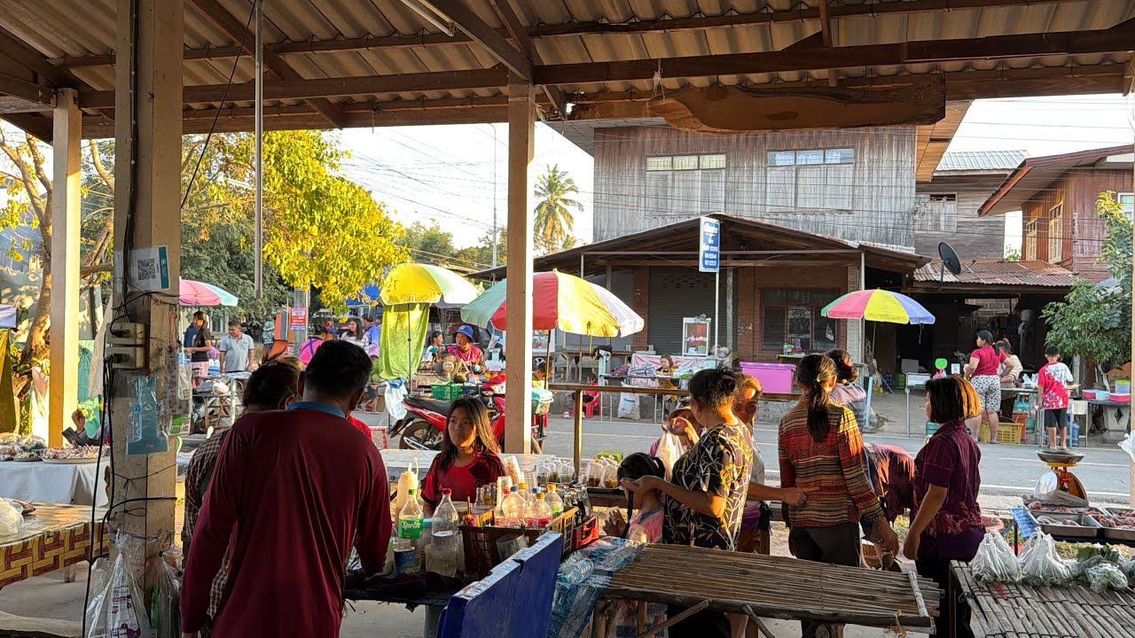 ตลาดแลงตลาดน้อยชนบทอีสานบ้านเฮาจ้า