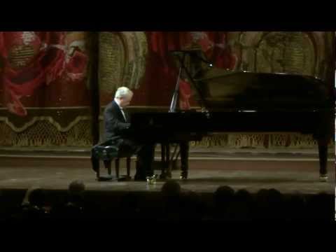 NELSON FREIRE - Escenas infantiles - www.martinwullich.com