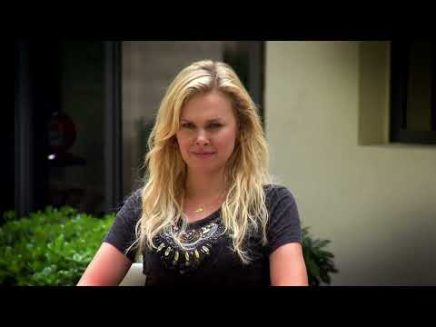Laura Bell Bundy is Completely Creeped Out | Nazeem Hussain — Legally Brown