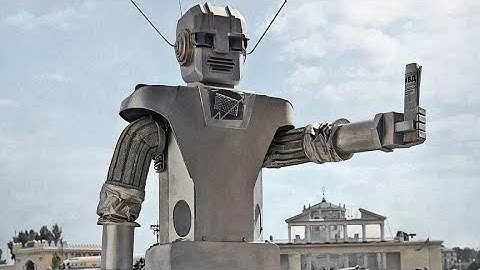 Dystopian Vinyl Broadcast from the Attic 🌌🌌🗞️✨💫💡🤯🌃🌃 90s are BACK 🔙🔙🔙