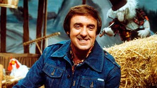 Jim Nabors, known for bringing Gomer Pyle to `The Andy Griffith Show', dies at 87