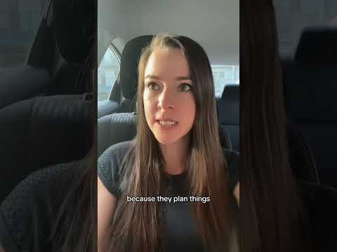 What is the difference between a psychopath and a sociopath?
