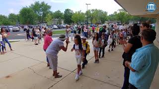 Oak View Students Receive “Clap-In” on the First Day of School