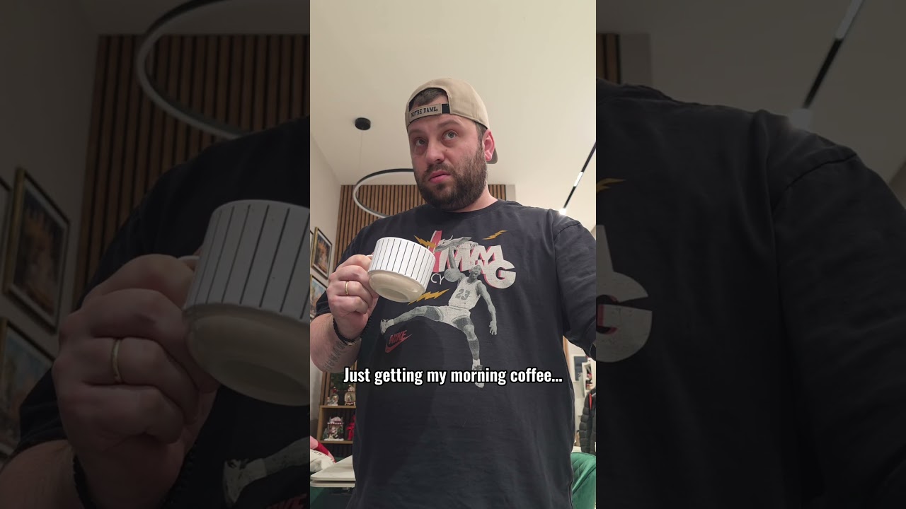 Только что выпила утренний кофе…