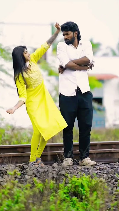 உள்ளம் இருப்பது என்னிடமே❤️🥰 #trending #love #tamillovesong #lovesong#romanticlove #tamilbgms#oldsong
