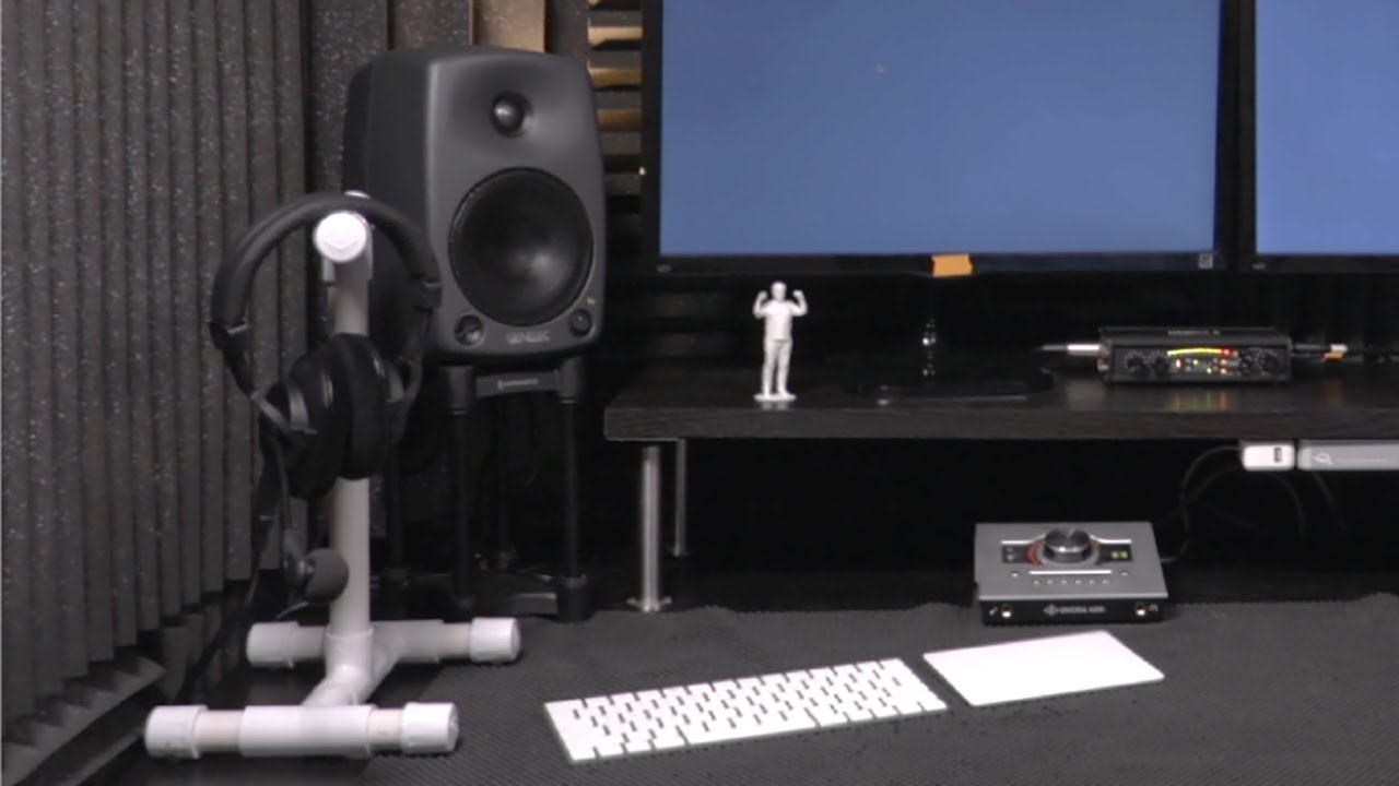 PVC Headphone Stand for under $5