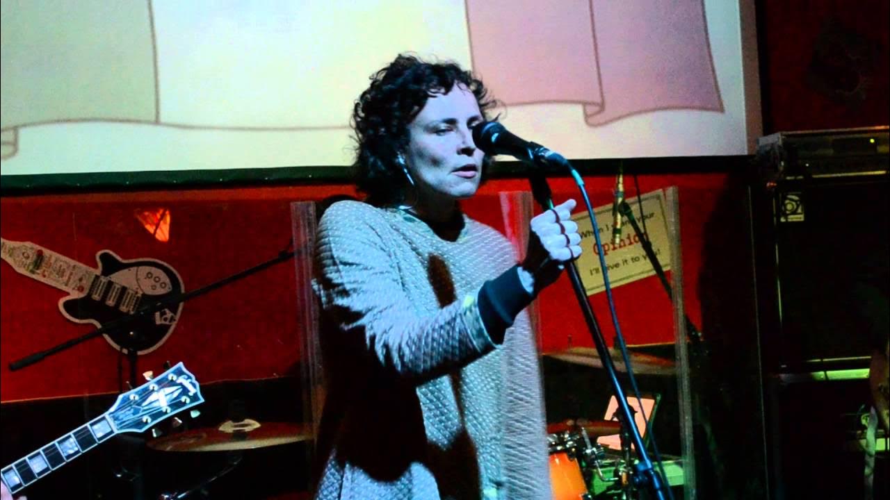 Флорида рок группа. Флорида уходя уходи. Алиса песня уходя уходи. Уходи дверь закрой. Что такое алиса покинула чат.