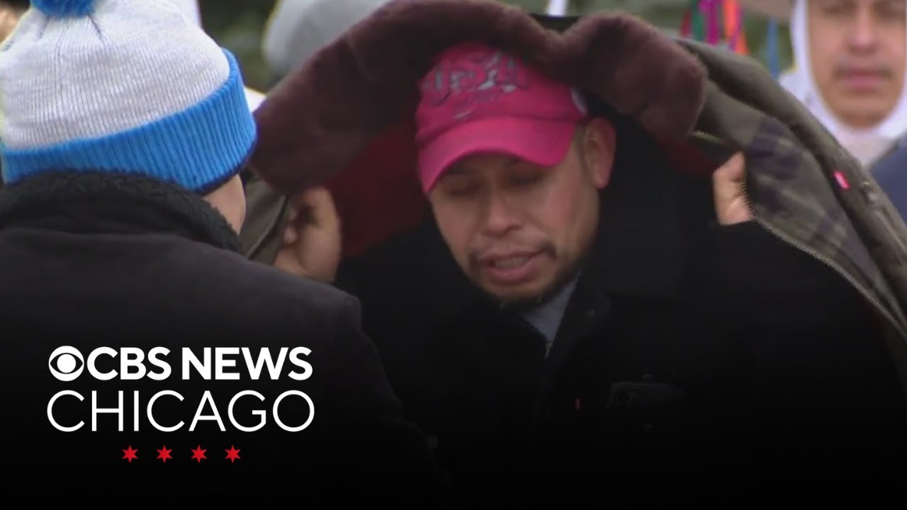 Crowds brave cold for Our Lady of Guadalupe Feast Day in Chicago suburbs