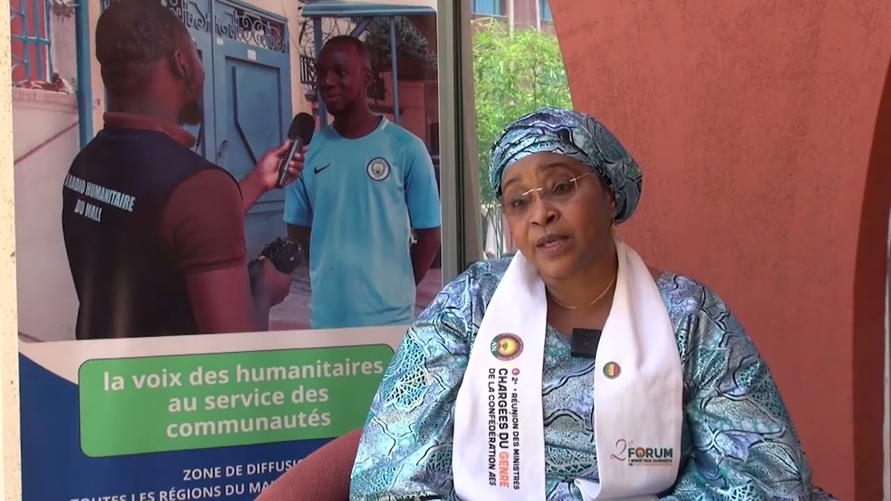 2eme FORUM HUMANITAIRE DE L'AES | Interview avec Mme la ministre