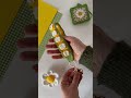 Krótka smycz na nadgarstek „Stokrotkowy raj”