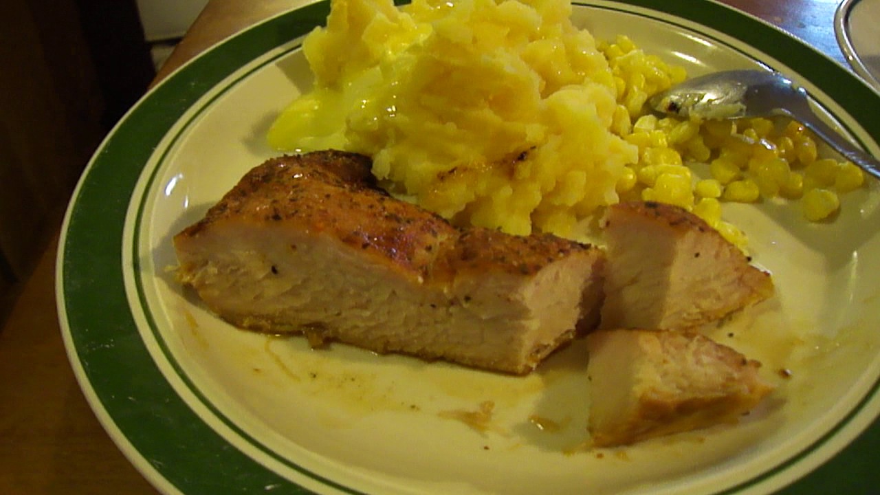 Kirkwood roasted turkey breast & Shurfine 4 cheese mashed potatoes (My