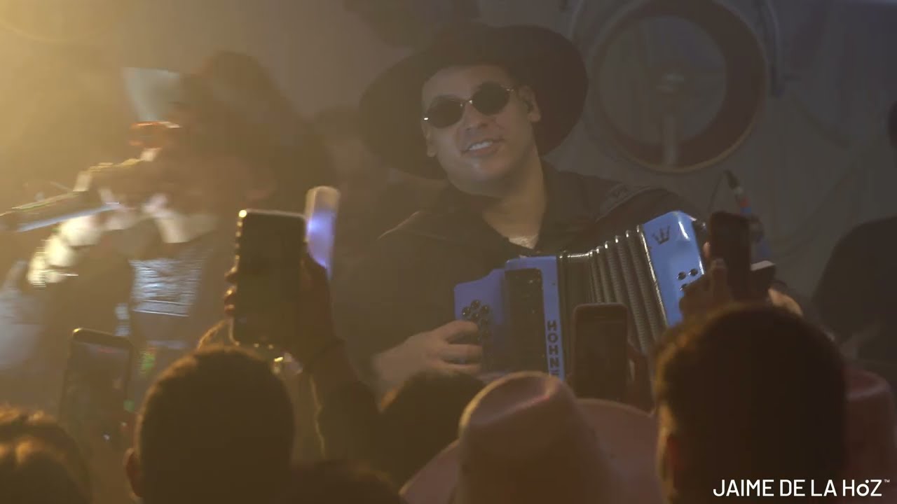 Yaper - Julio Rojas & Tavo Sumoza en el quinceañero de Isa