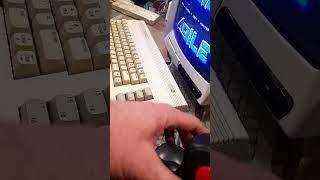 Commodore C64 chlebak odnowiony i w pełni sprawny