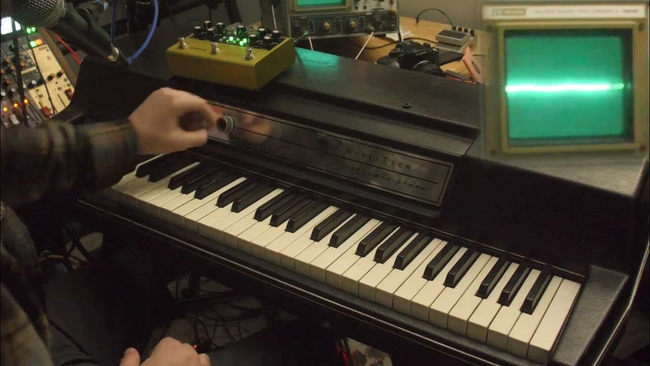 Let's Talk about My Wurlitzer 200 - YouTube