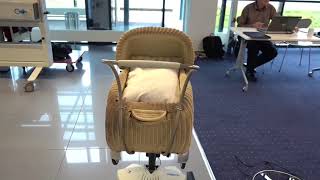 Lemniskate Mit Kinderwagen Und Robotino