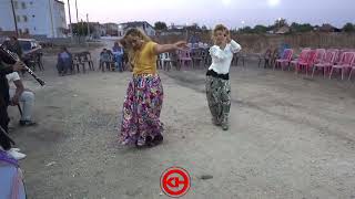 Babaeski̇ Roman Düğününde Kapişma Li Göbek Show