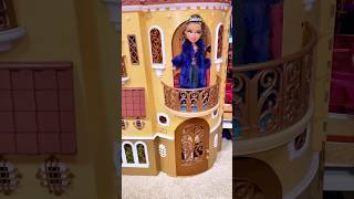 *Doll House Hunters* - find your dream home