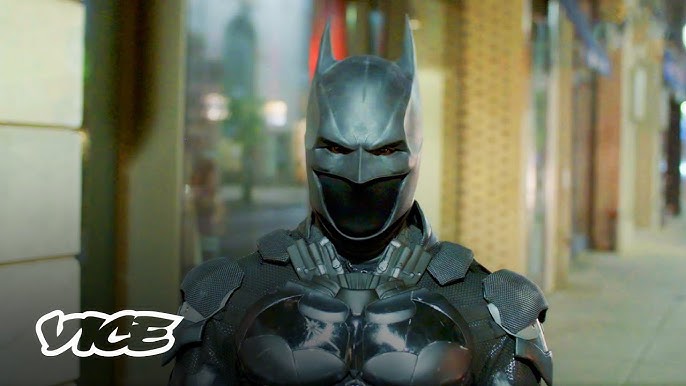 Real Life Batsuit: Combat Armor 