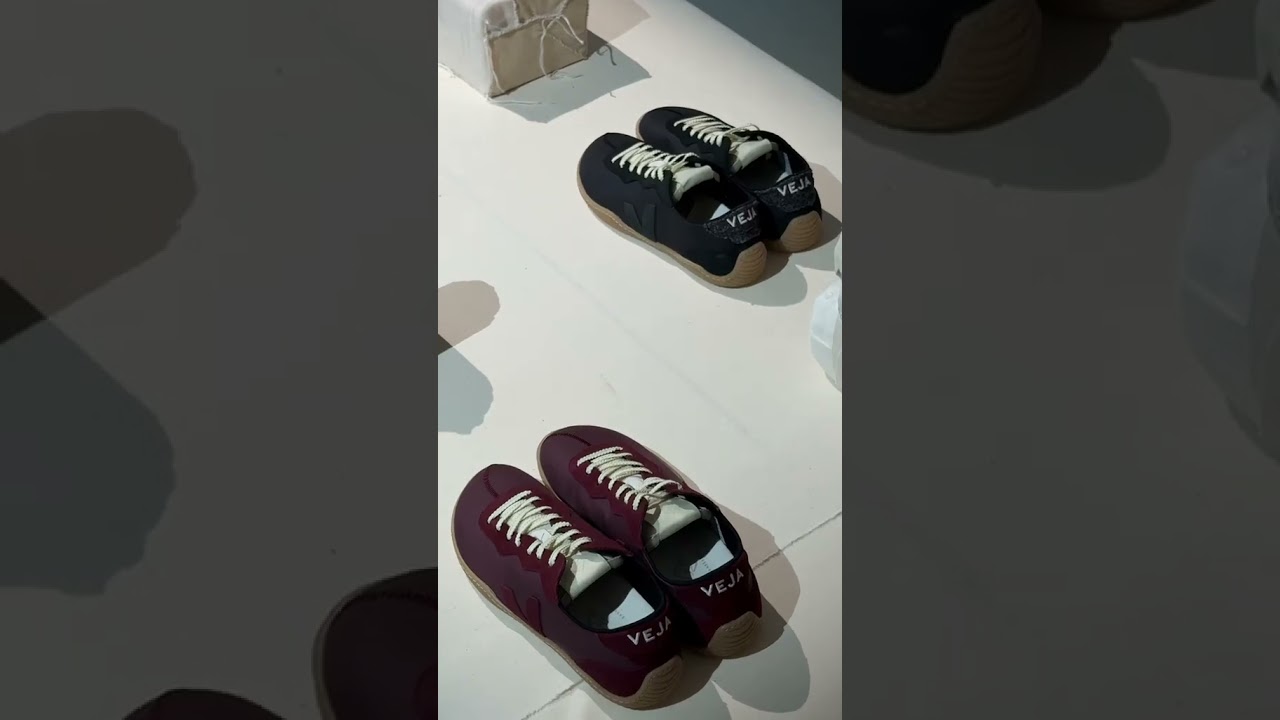 VEJA x Baserange collaboration 😍 Which color do you prefer? #VEJA #sneakers #sneakercollection