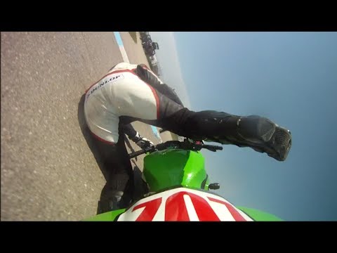 Crash in CSBK Kawasaki Ninja 300 Series Race 3 Sunday June 11