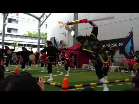 琉球國祭り太鼓 エイサー演舞 ( はいさいFESTA 2012 )