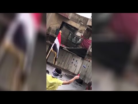 شاهد إطلاق النار على المتظاهرين في ساحة الخلالني وسط بغداد