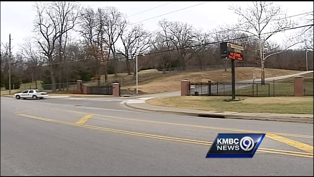 Retaliation rumors boost police presence at Turner High School YouTube