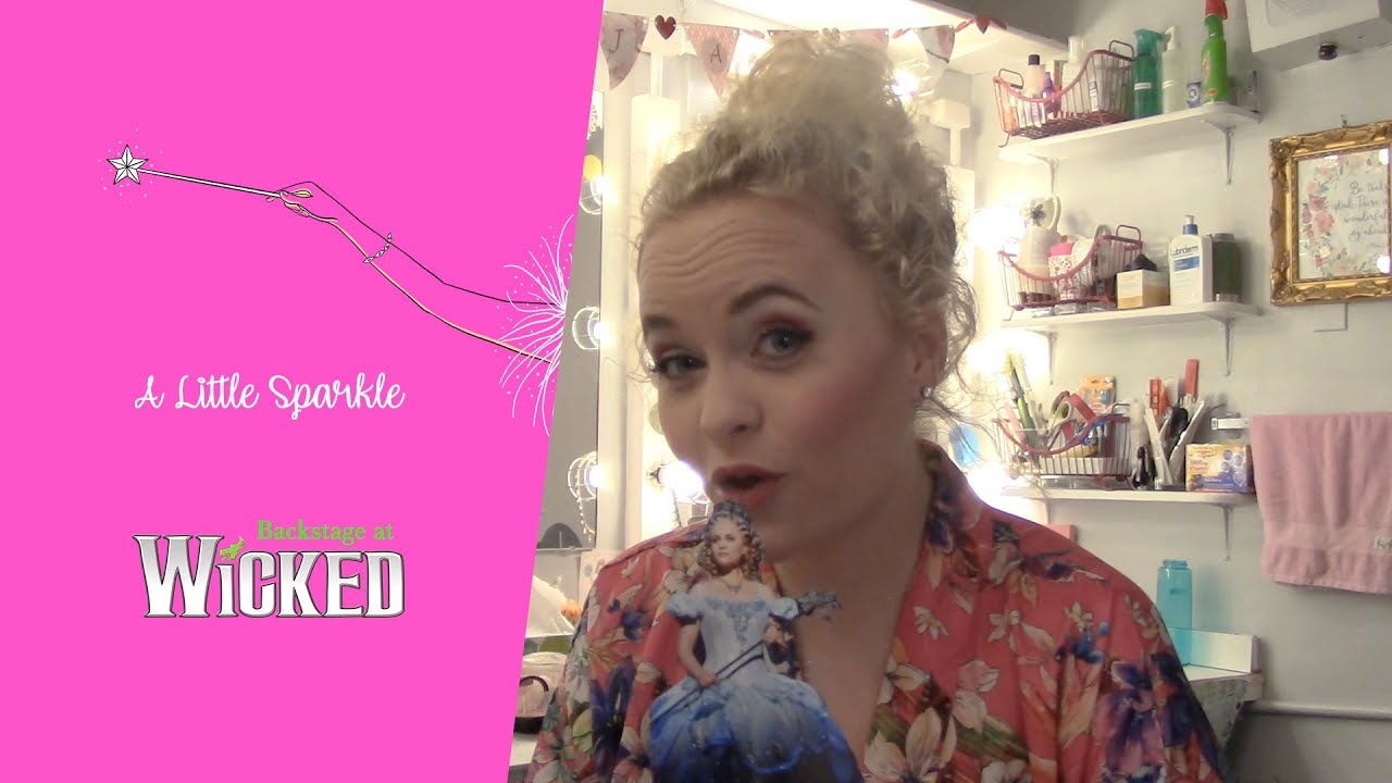 Episode 3 - A Little Sparkle: Backstage at WICKED with Amanda Jane Cooper