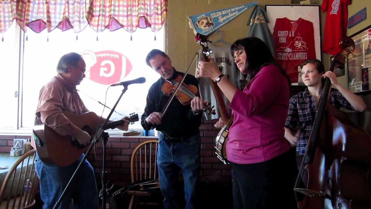 Indian Run Stringband on WNRV Jamboree: Texas Gals