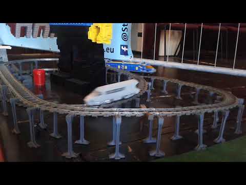 Lego City Eisenbahn Brücke Steigungen Auffahrt Abfahrt Bricktrain