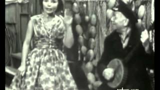 Teresa Brewer sings The Banjo&#39;s Back In Town on TV 1955