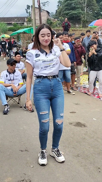 Eve pesona cantik karnaval Ngantang #dj #karnaval #remix #sound #brewogaudio #live #beranda